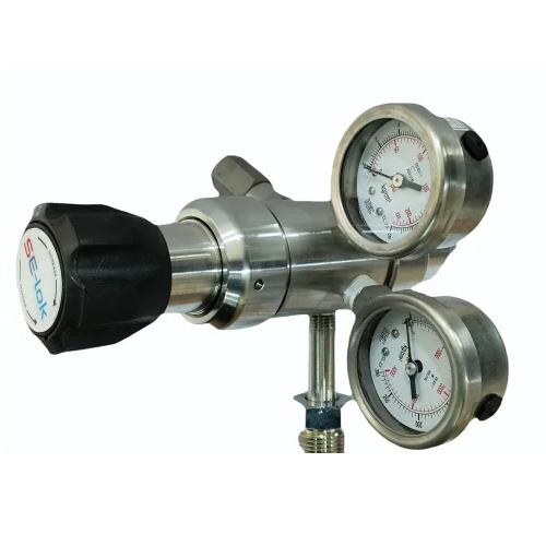 Diaphragm Double Stage Regulator - Machine Type: Mechanical Devices