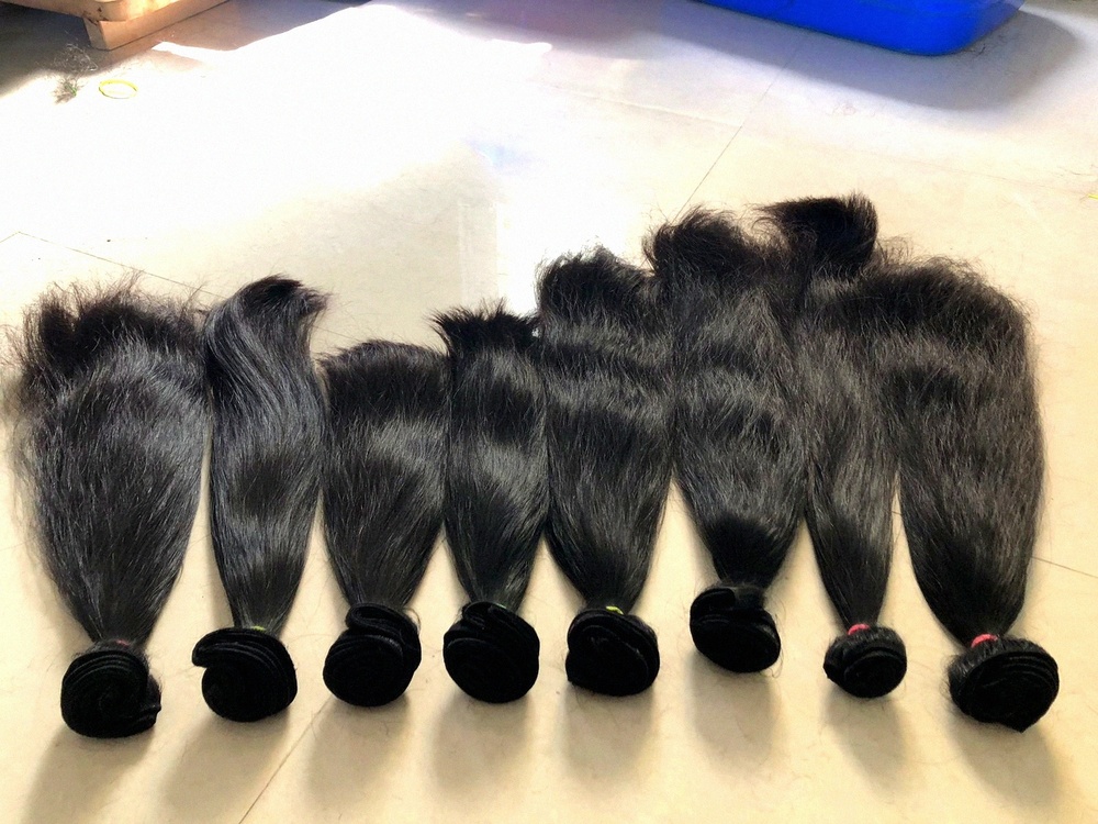 LIGHTWEIGHT HAIR BUNDLES