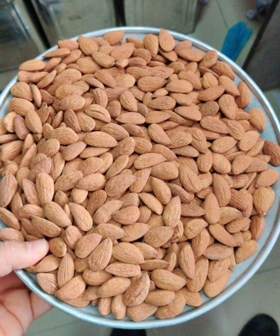 Indepande Almonds