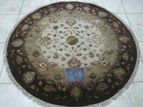 आइवरी सिल्क रग्स