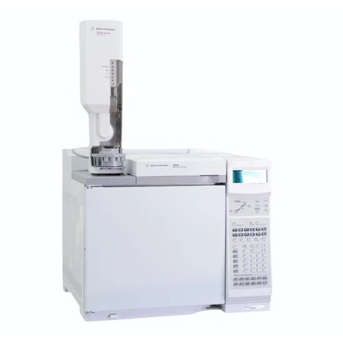 6890N Agilent Network Gas Chromatograph - Application: Laboratory Use