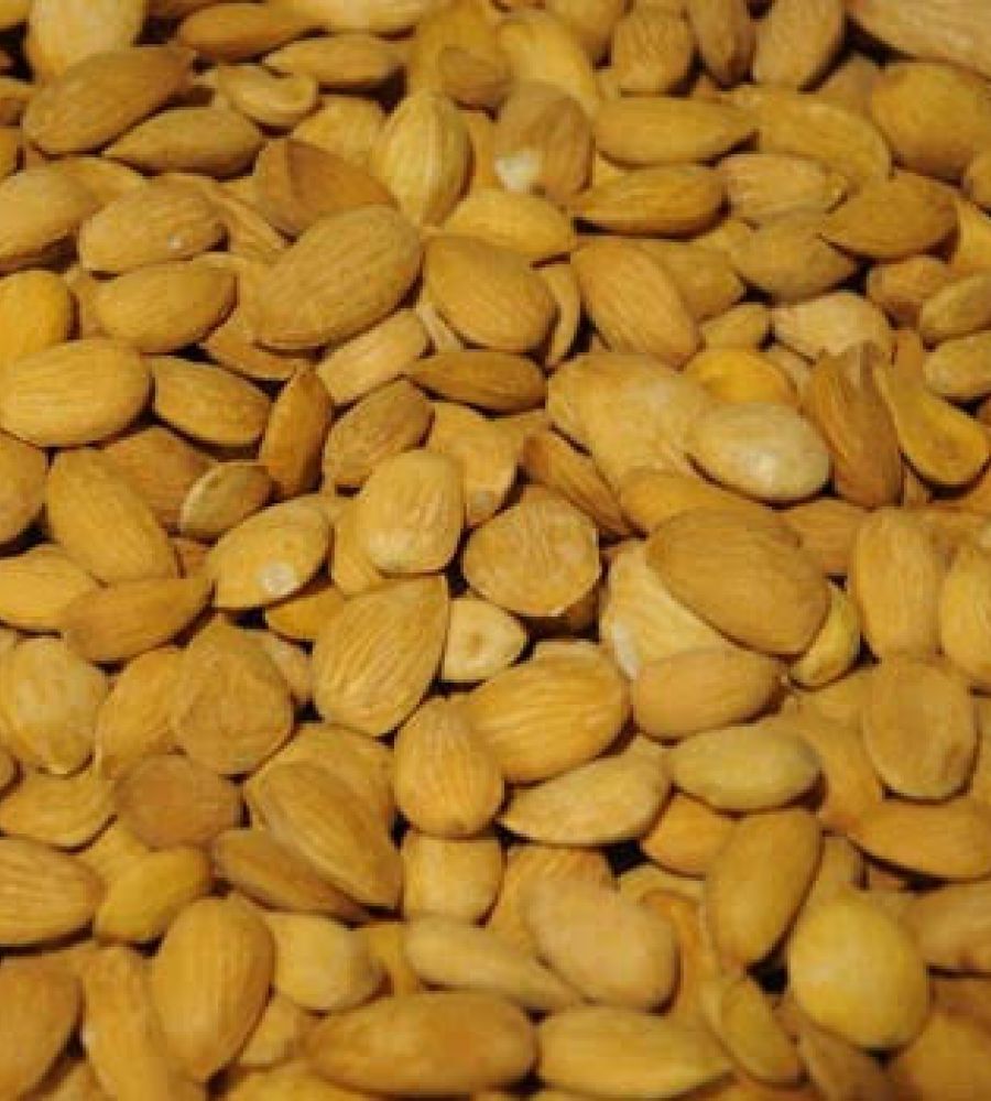 Afgani Gurbandi Almonds - Broken (%): 1