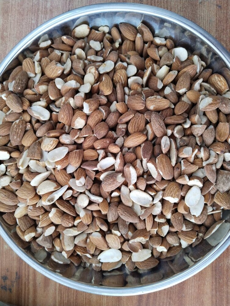 Brocken Almonds