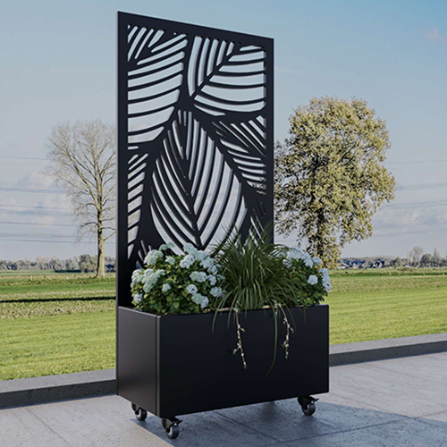 Metal Planters - Color: Black