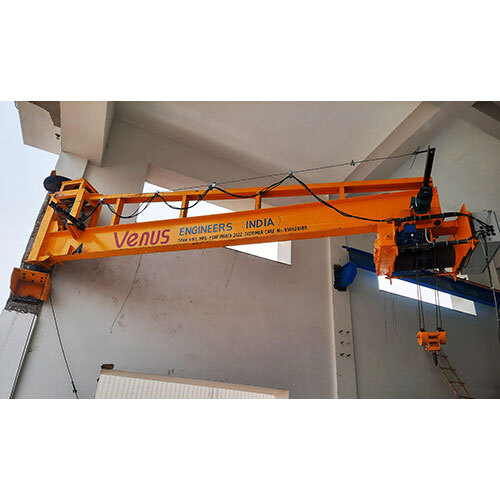 Pillar Mounted Jib Crane - Color: Yellow