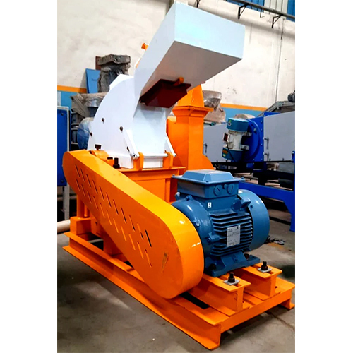 Maize Grinding Hammer Mill - Capacity: 500 Kg/Hr