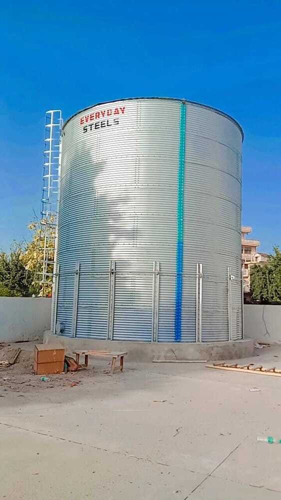 Zinc Tank - 50000l Above Ground, Silver Zincalume Steel, 2m Diameter X 3m Height, Corrosion Resistant, Ideal For Industrial Water Storage