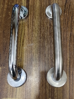 Ss Grab Bar For Washroom - Color: Silver