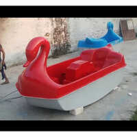 जल नाव निर्माता