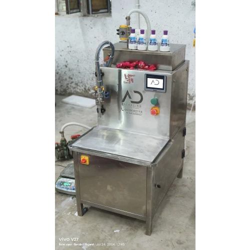 Semi Automatic Fertilizer Liquid Filling Machine - Stainless Steel, 220-440 Volt Electric | 1 Year Warranty, Silver Finish, Semi-Automatic Operation
