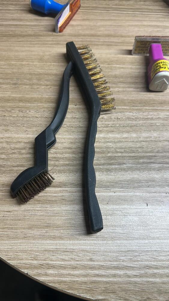 Esd Brush For Cleaning - Bristle Color: Gold
