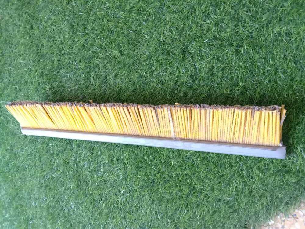 Strip Brush - Bristle Color: Black