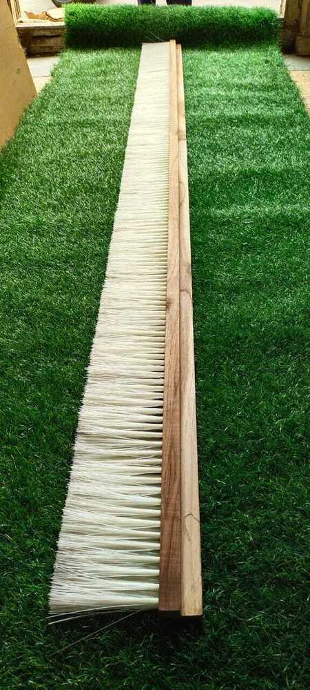 NYLON BRUSH