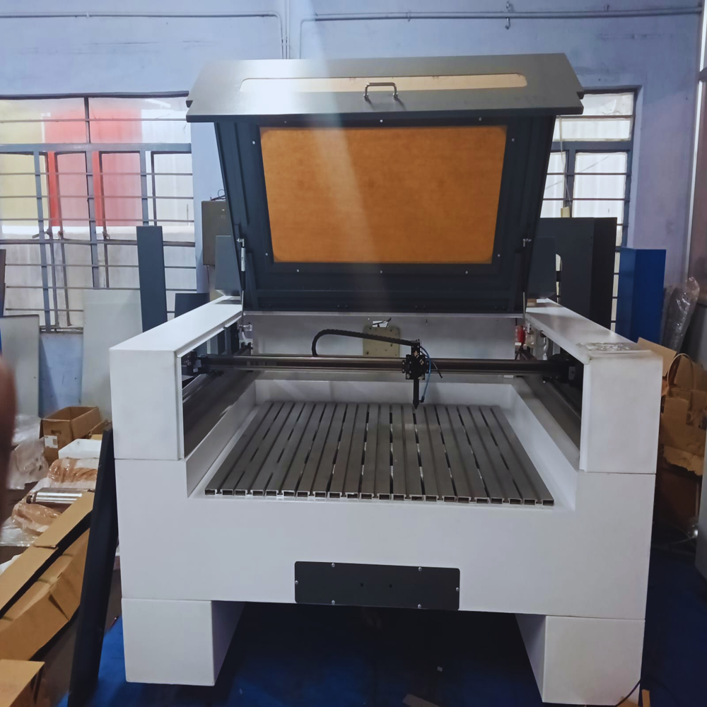 Acrylic Laser Cutting And Engraving Machine (TAMIL NADU, PONDICHERY, KARNATAKA, KERALA, ANDHRAPRADESH)