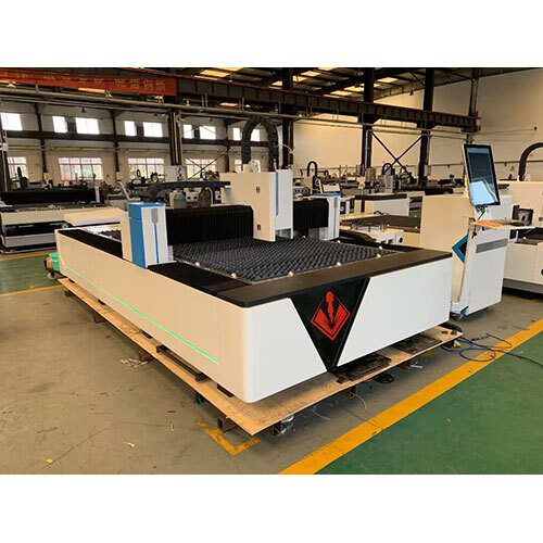 1.5 KW Laser Metal Cutting Machine