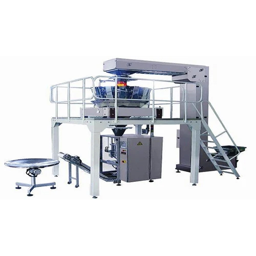 Snacks Packaging Machine