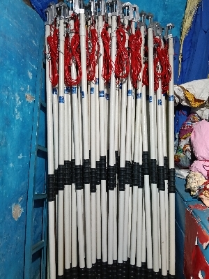 11 to 33 kV discharge rod