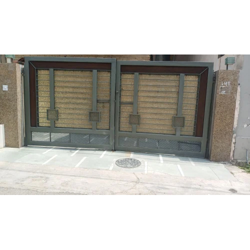 Fabricated Main Gates - Material: Iron