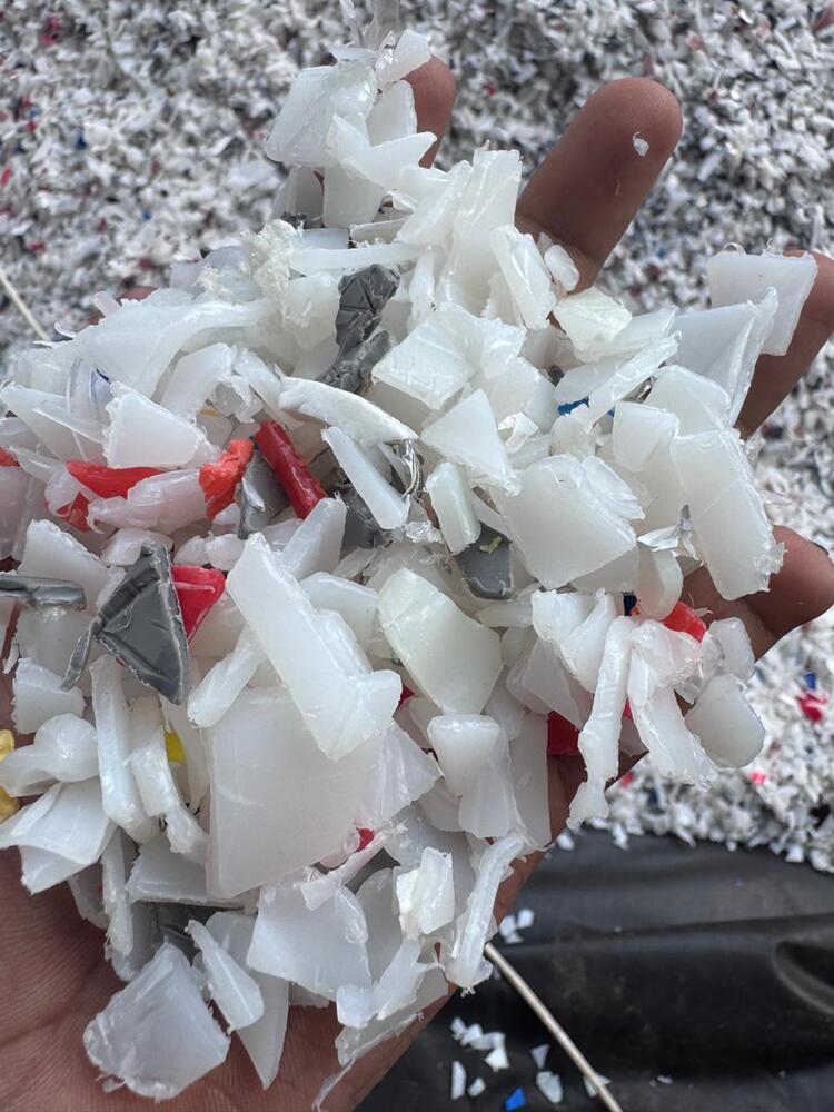 Hdpe Scrap - Color: Diffrent Colors