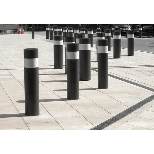 Automatic Safety Bollards - Color: Black