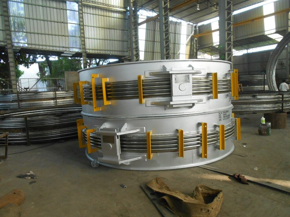 Hinged Bellow - Color: Silver