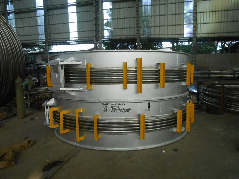 Hinged Bellow - Color: Silver