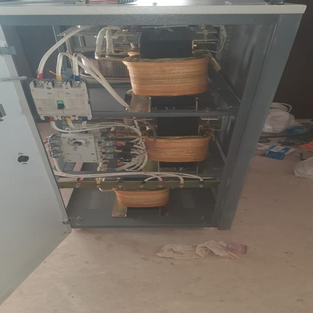 Three Phase Air Cooled Servo Stabilizers - Current Type: Dc To Ac