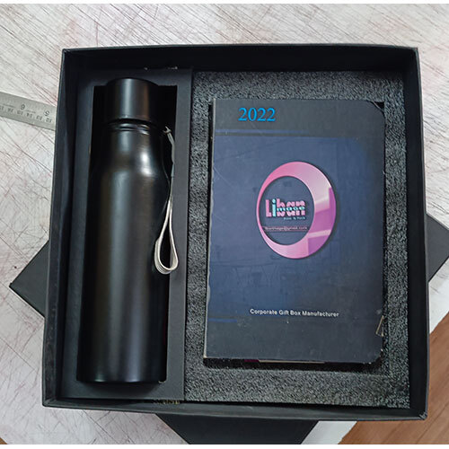 Corporate Welcom Kit Packeging - Color: Black