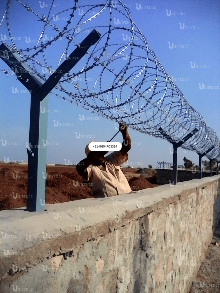 concertina wire , Razor Barbed Wire