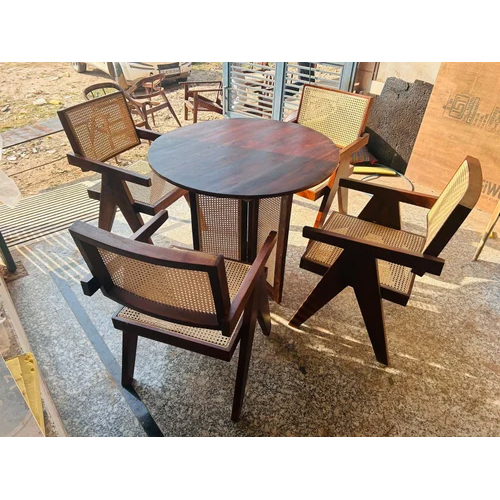 Outdoor Cane Chair And Table Set - Color: Brown