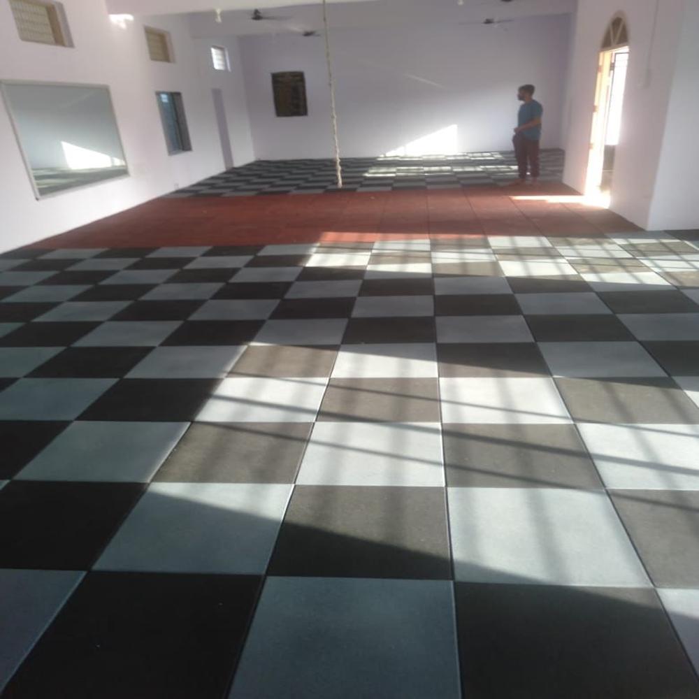 Rubber Tiles - 500x500mm, Dark Grey, 10-25mm Thickness | Recycled Rubber, Durable, Slip Resistant, Water Resistant, Easy To Install, Eco-friendly
