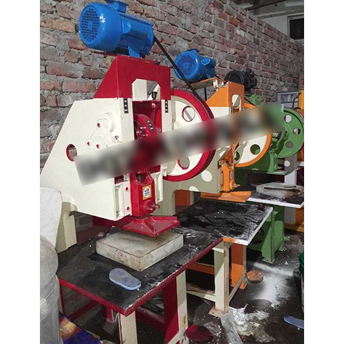 Automatic slipper making machine
