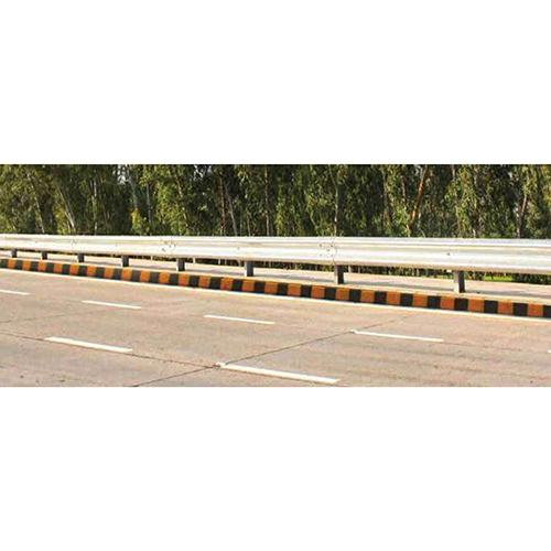 Metal Crash Barrier - Color: Silver