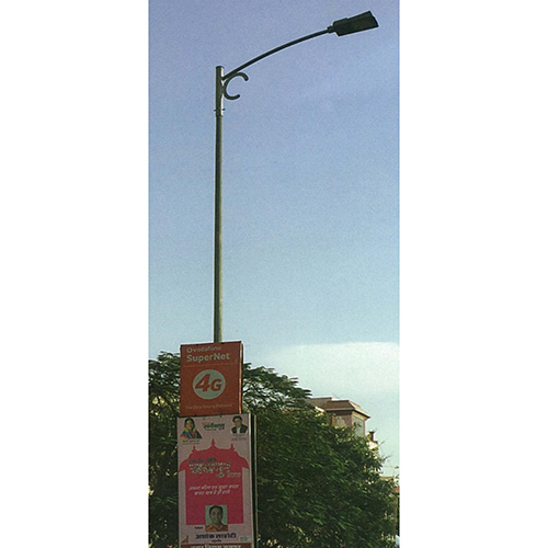 Octagonal Lighting Pole - Color: Black