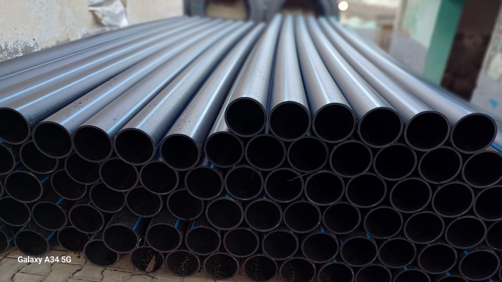 HDPE PIE PE80 PN4 DN 180MM SDR-26