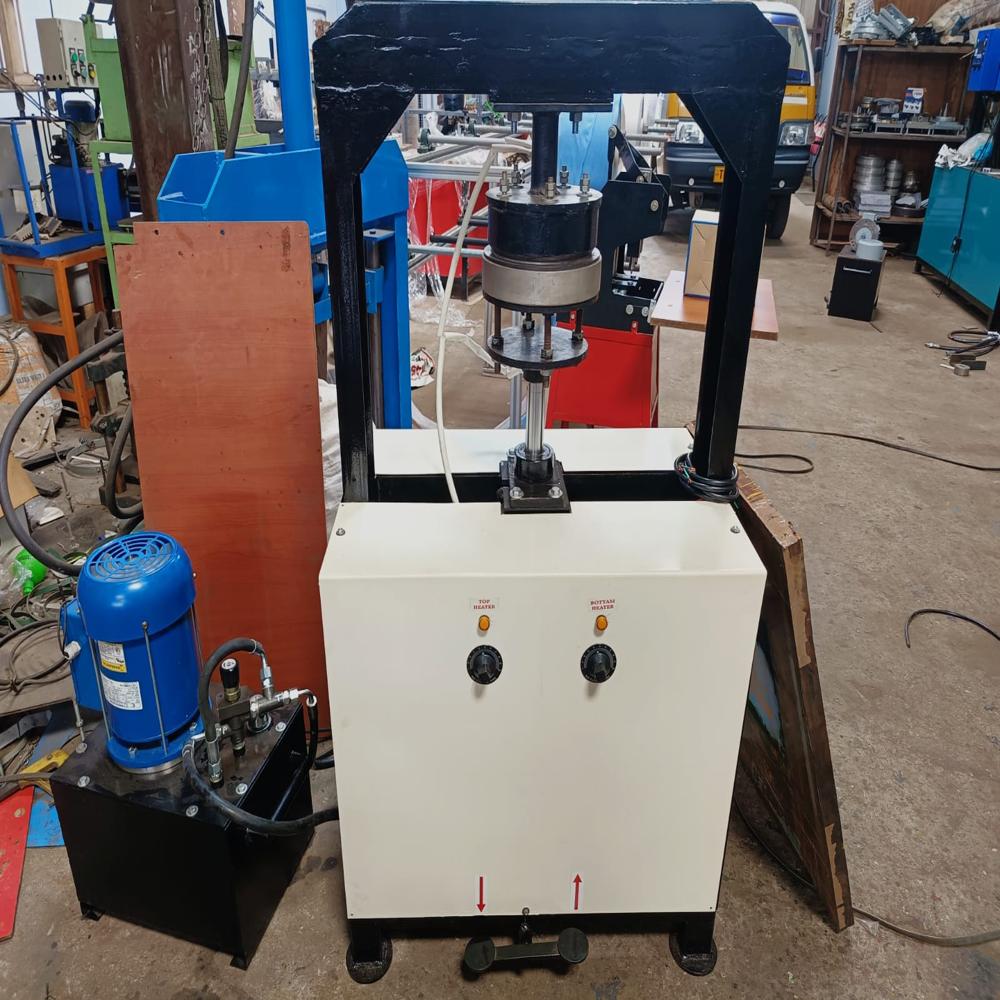 Single Dye Paper Plate Making Machine - Capacity: 8 Ton