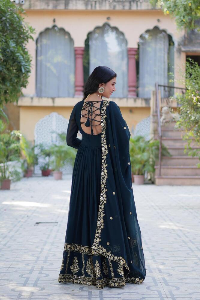 Dessigen Gown - Color: Varied