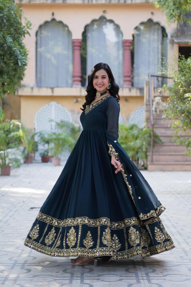 Dessigen Gown - Color: Varied