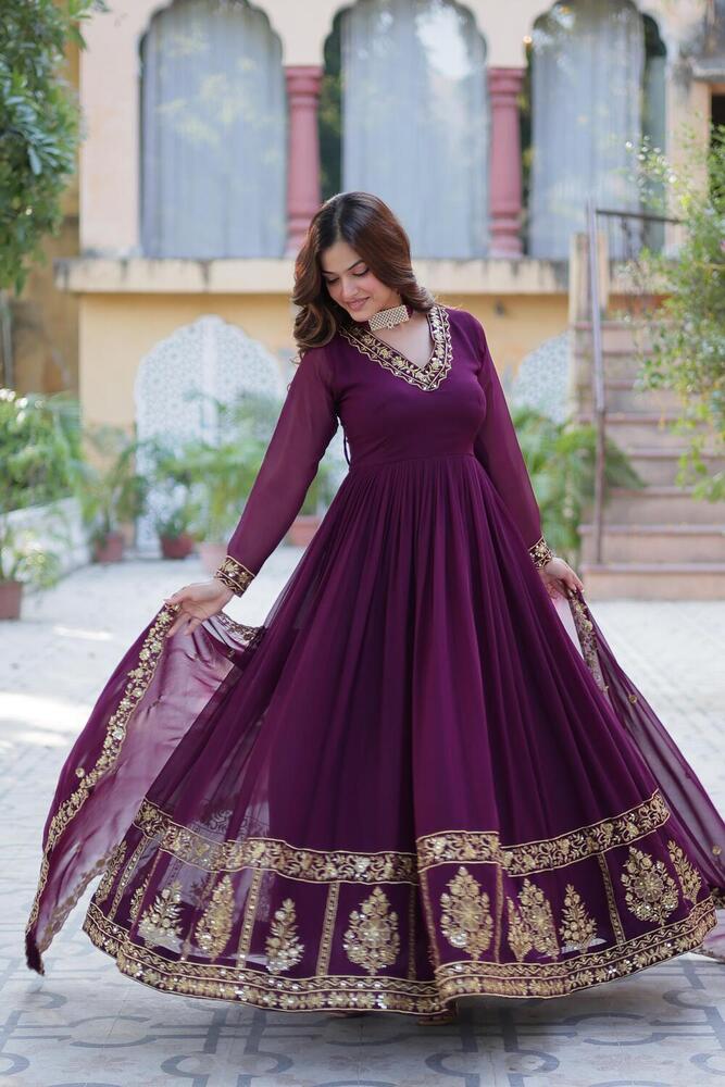 Dessigen Gown - Color: Varied