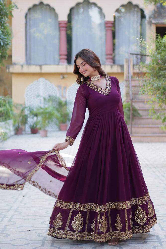 Dessigen Gown - Color: Varied