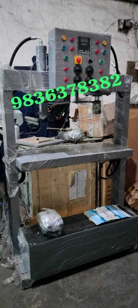 Hydraulic paper plates making machine