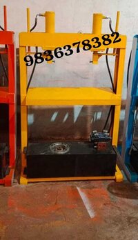 Hydraulic paper plates making machine