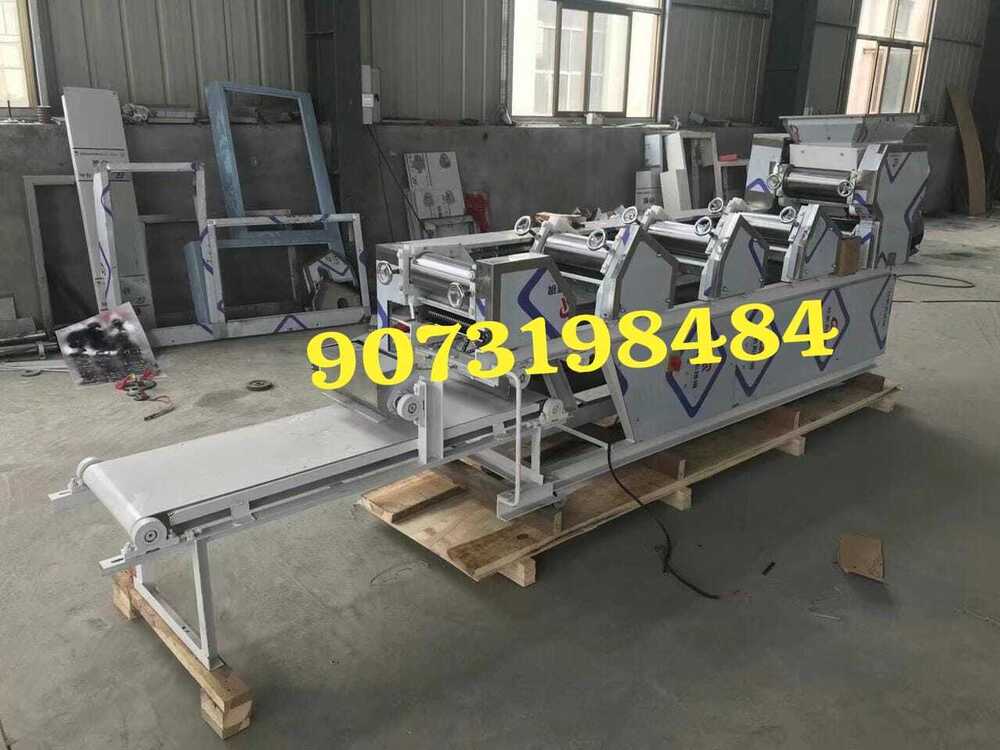 Noodles Making Machines - Stainless Steel, 200 Kg/hr Capacity, 2kw Power | Manual Control, High Efficiency, Industrial Use, Free Stand