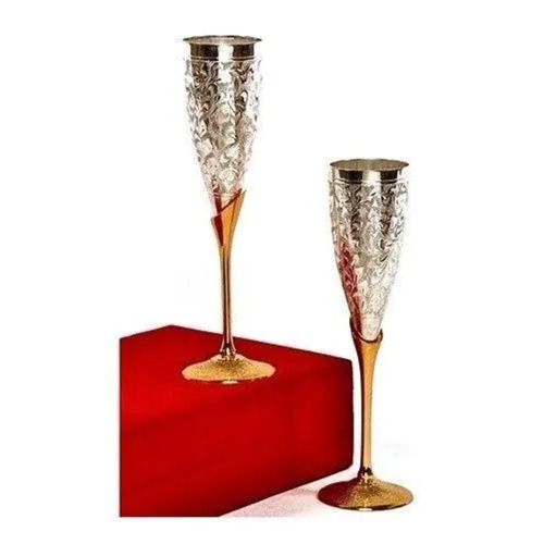 300Ml Silverwine Glass - Color: Silver.Golden