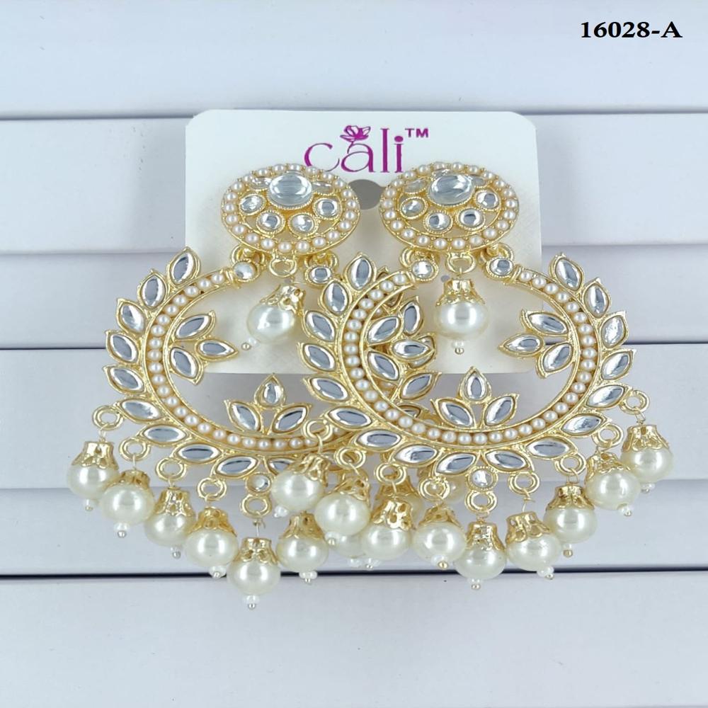 Kundan Earrings - Color: Gold