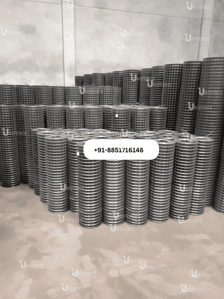 Welded Wire Mesh - Metal Alloy, Custom Dimensions, Black & Silver Color | Durable For Food & Solar Industries, Square Hole Design, Wire Diameter 2.5-4mm