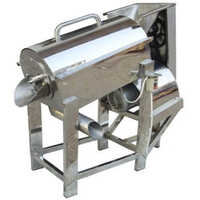 Tomato Pulp Machine - Capacity: 100 Kg/hr