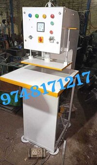Hydraulic chappal making machine