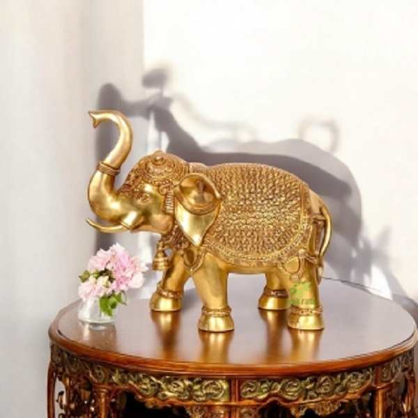 Aakrati Brass Elephant Figurine | Handcrafted Brass Masterpiece | Traditional Home decor Elephant Statue ( Yellow, 14 inch)