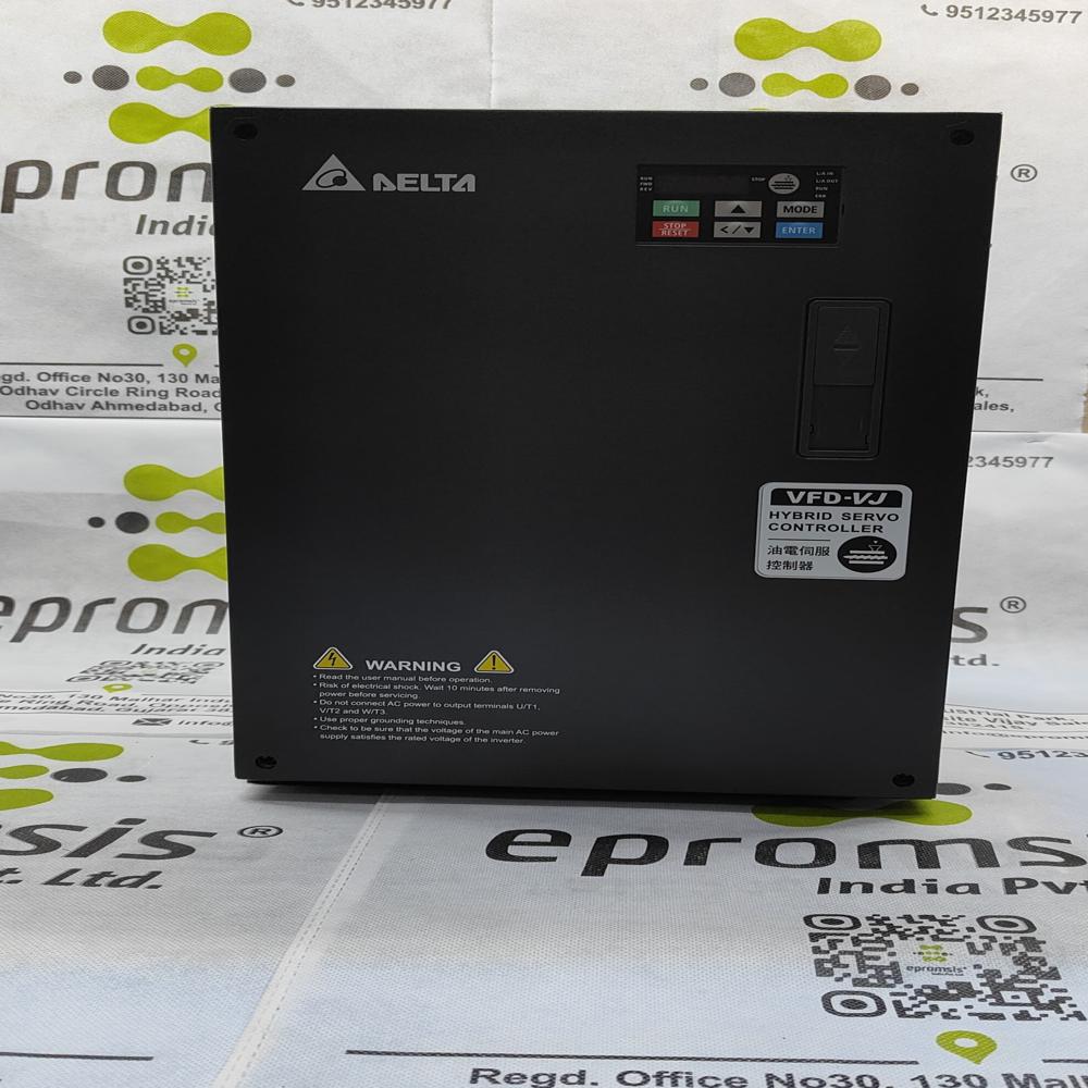 Delta Hybrid Servo Drive Vfd 300 Vl43c-j - Color: Blue